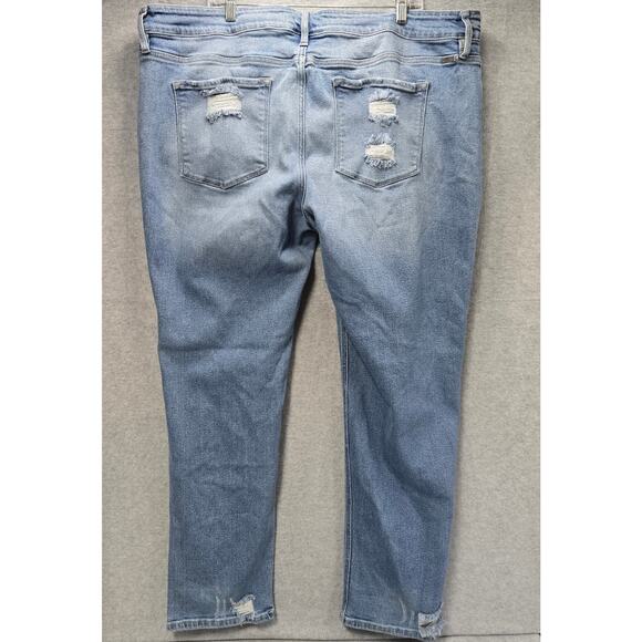 Kancan Light Wash Distressed Jeans Size 24 - Picture 2 of 5